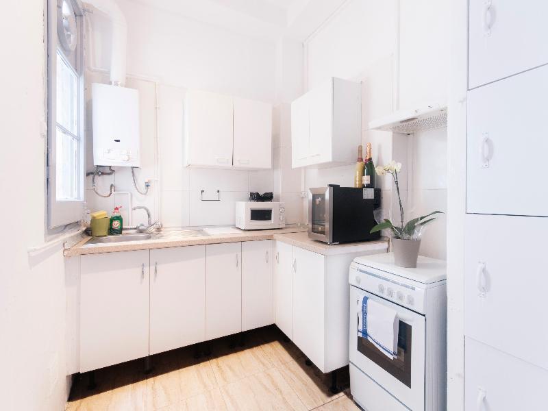 Barcelona 10 - Apartments Экстерьер фото